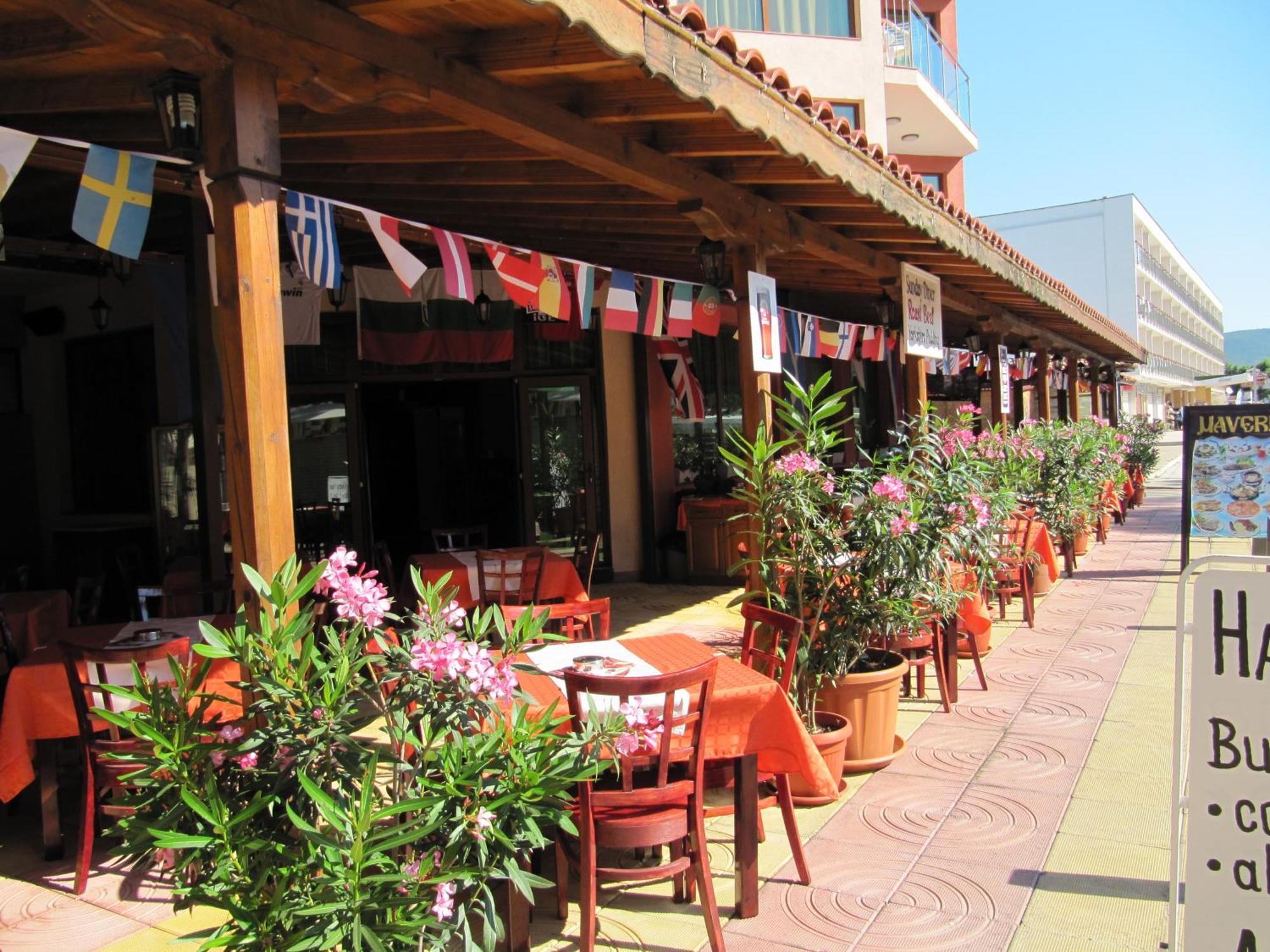 Maverick Hotel Pantai Sunny Luaran gambar