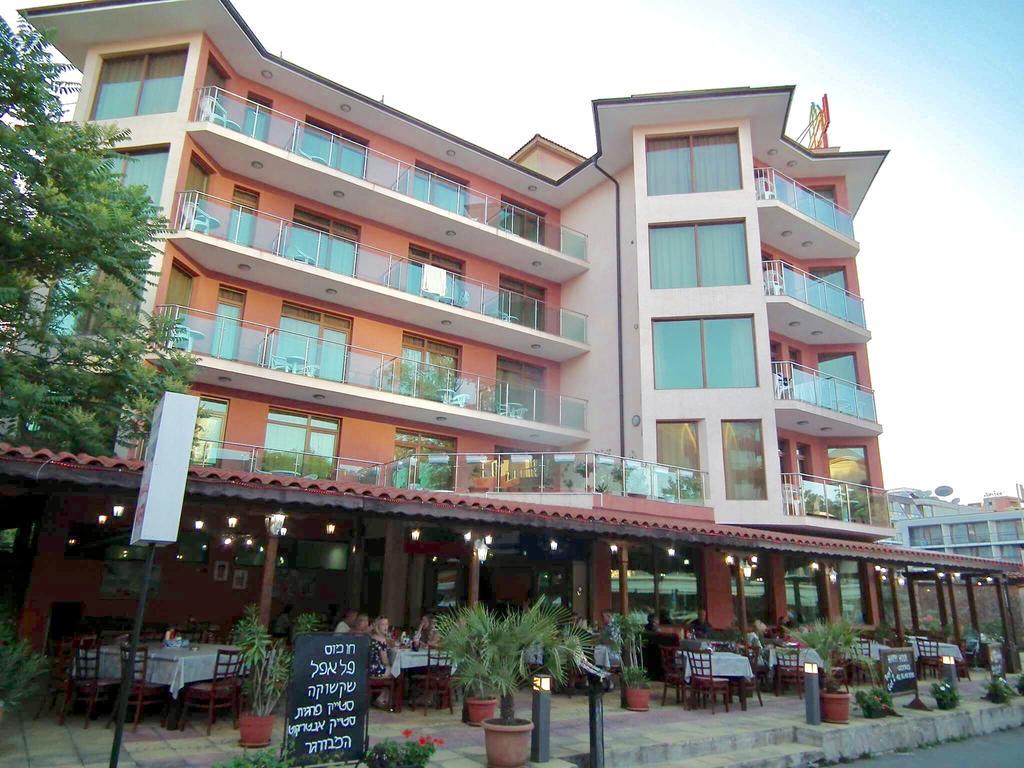 Maverick Hotel Pantai Sunny Luaran gambar