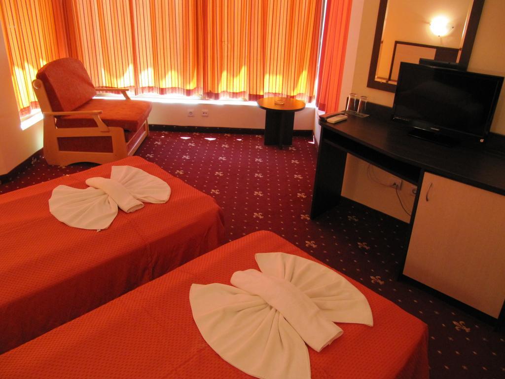 Maverick Hotel Pantai Sunny Bilik gambar